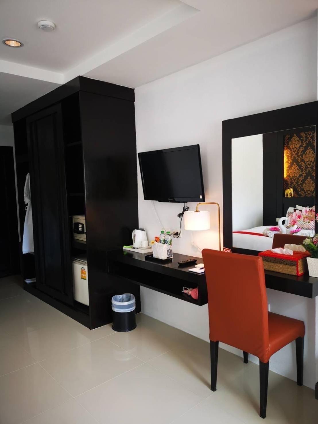 Elephant Room Patong Exterior foto