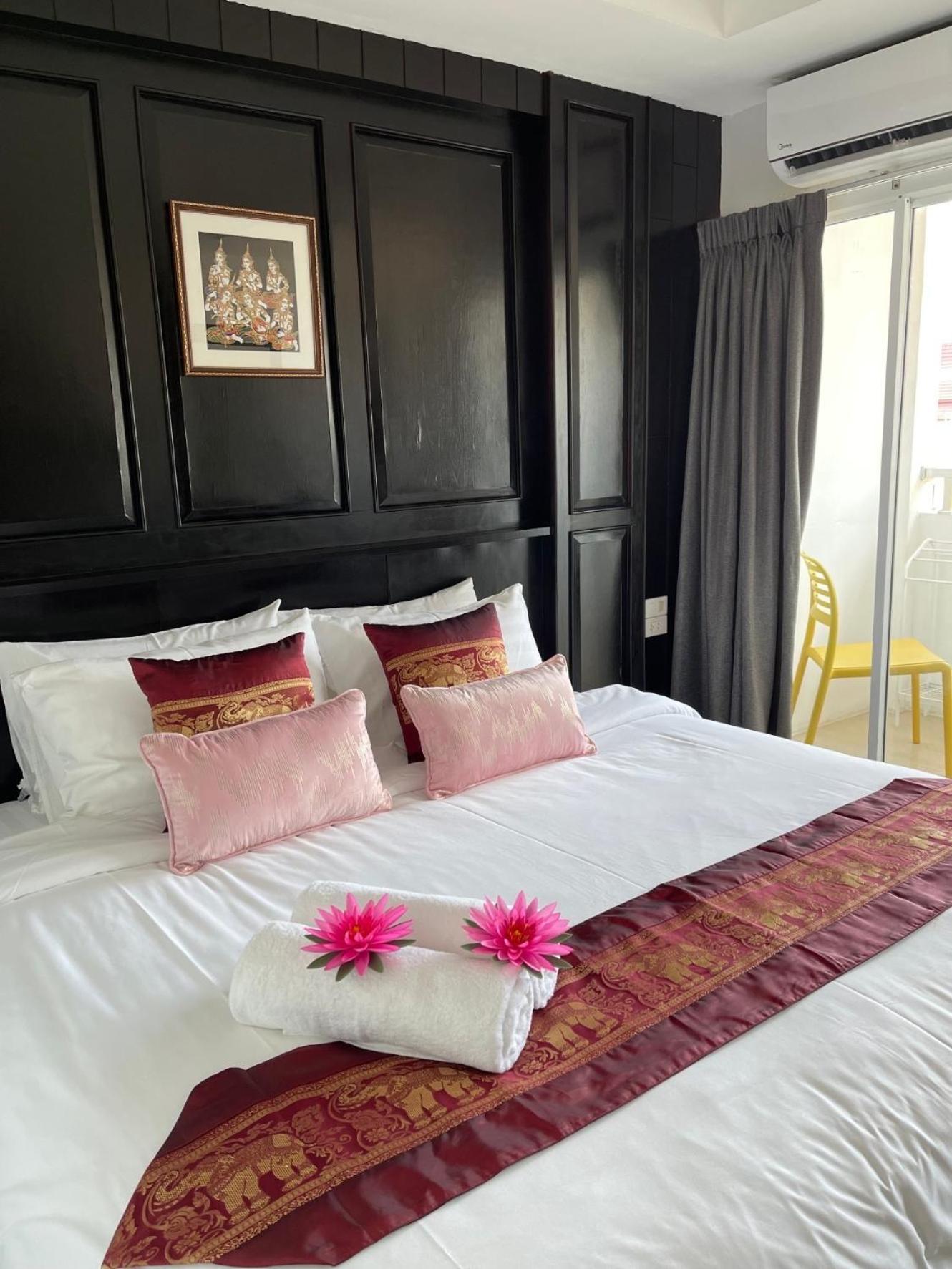 Elephant Room Patong Exterior foto
